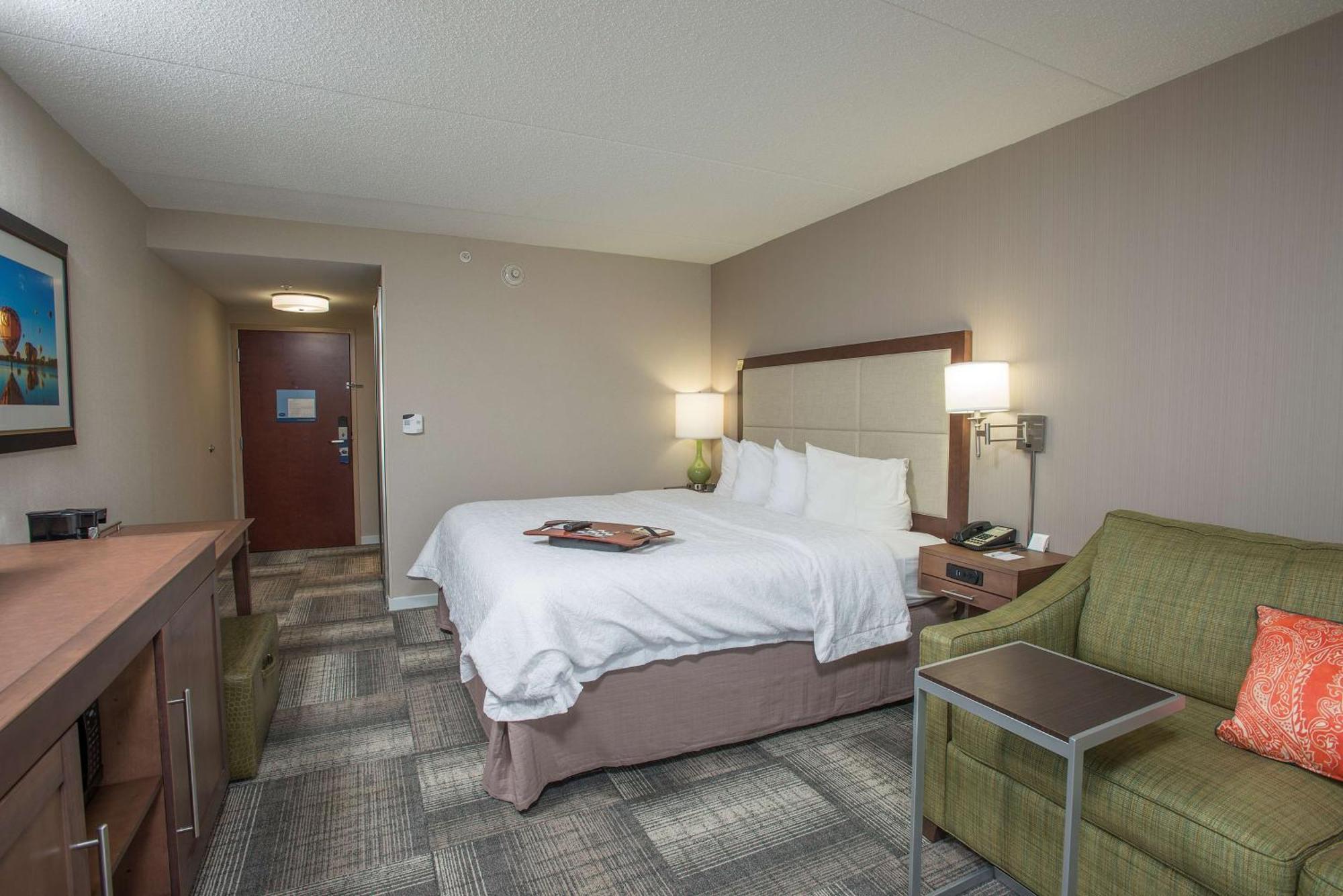 Hampton Inn & Suites Cincinnati-Union Centre Уэст-Честер Экстерьер фото