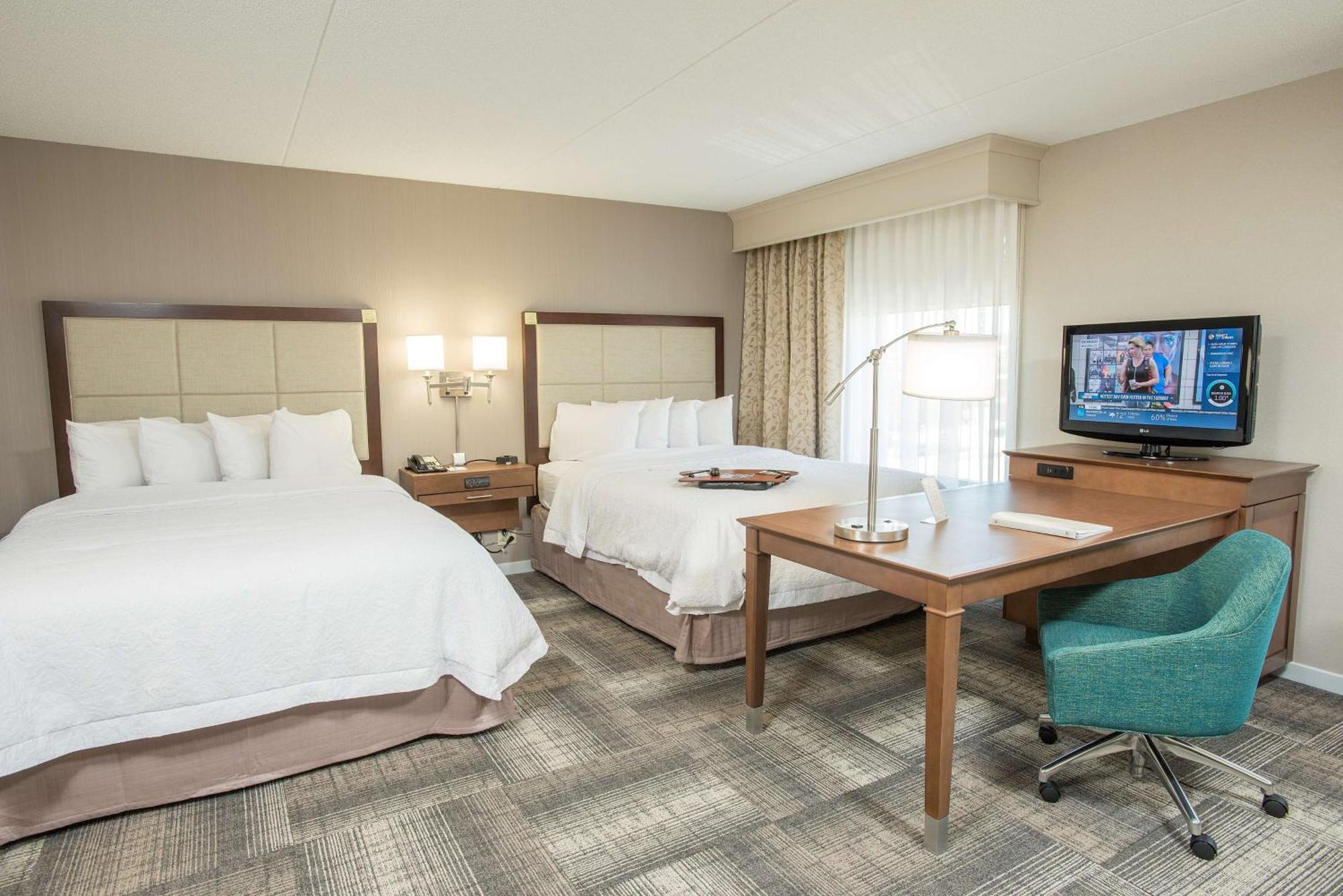 Hampton Inn & Suites Cincinnati-Union Centre Уэст-Честер Экстерьер фото